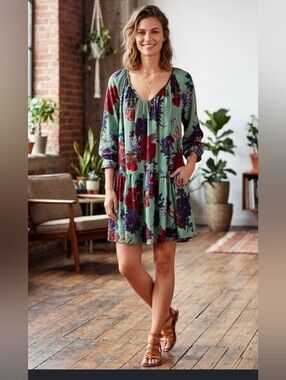 H&M Sage Green Floral Tiered V-Neck Mini Dress